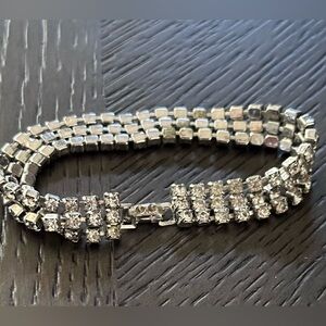 Elegant Silver 7 1/2 Rhinestone Brac. Call out missing two tiny stones on clasp.